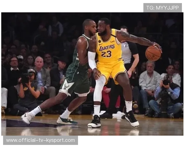 雄鹿篮板碾压对手